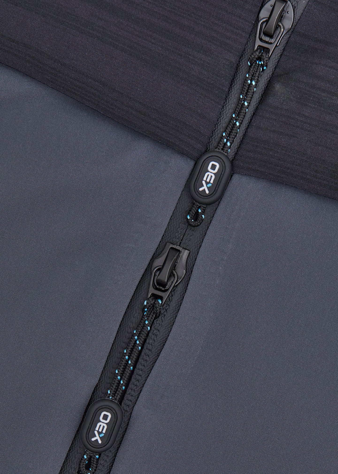 Peak Track Top - Charcoal