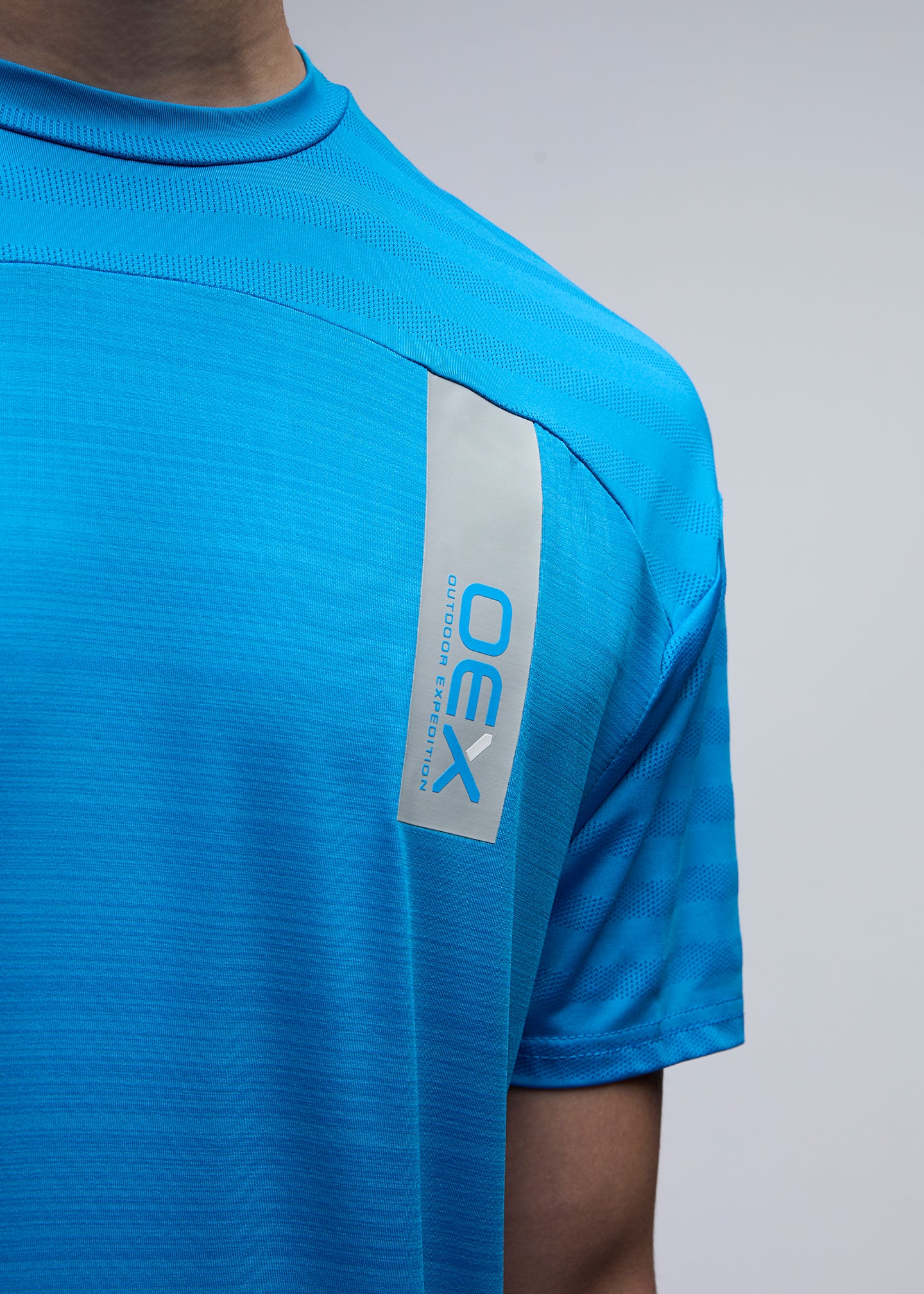 OEX Piton T-Shirt-Bright Blue-Front Detail