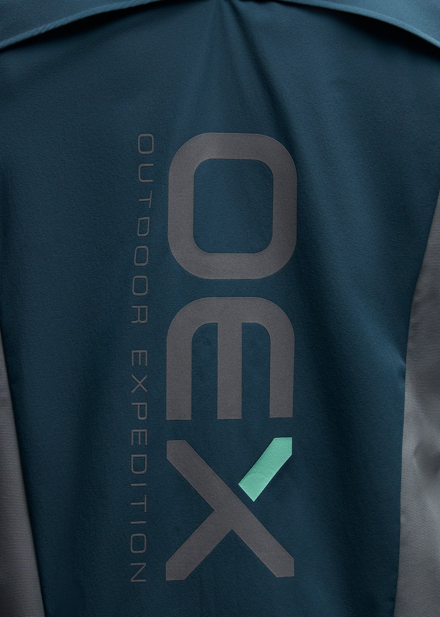 OEX Aspect Tracksuit Top-Slate Blue-Back Detail